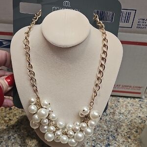 Minicci NWT Gold Necklace with Pearls